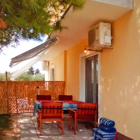 Skrapavac, Privlaka Apartment